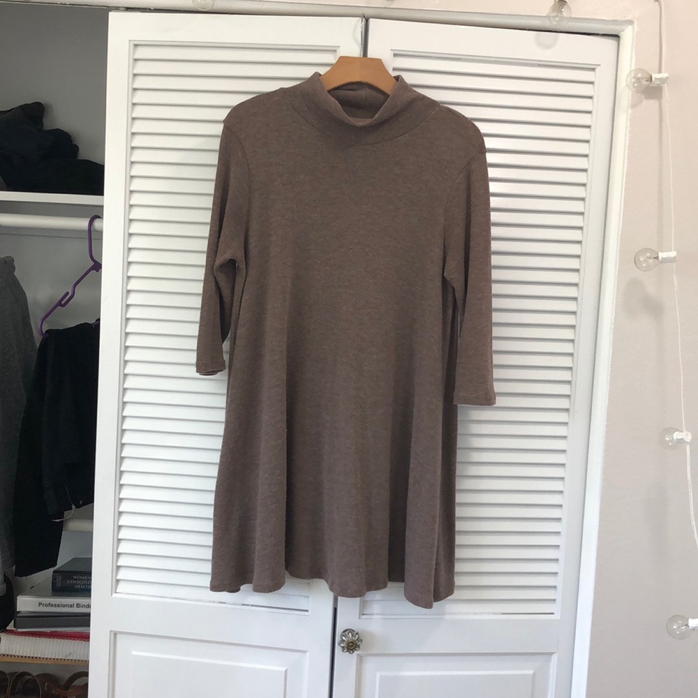 3/4 sleeved sweater dress
